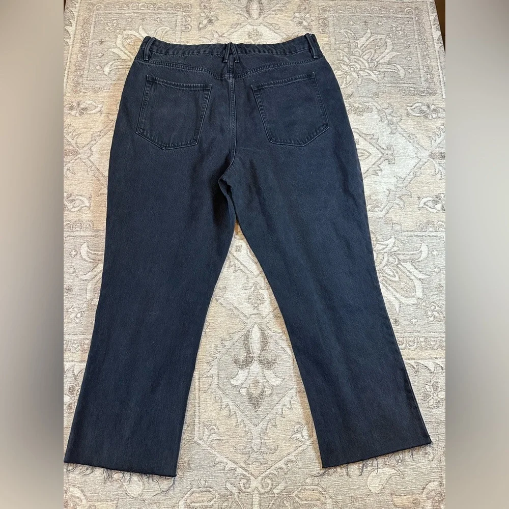 Good American Good Boy Black Jeans With Slit Waistband - Picture 6 of 12